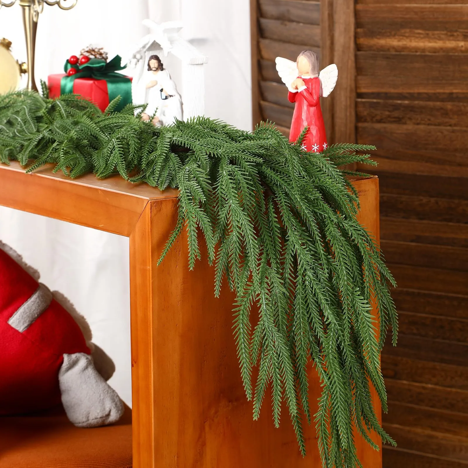 Alupssuc 9FT Realistic Christmas Garland，PE Artificial Christmas Garland