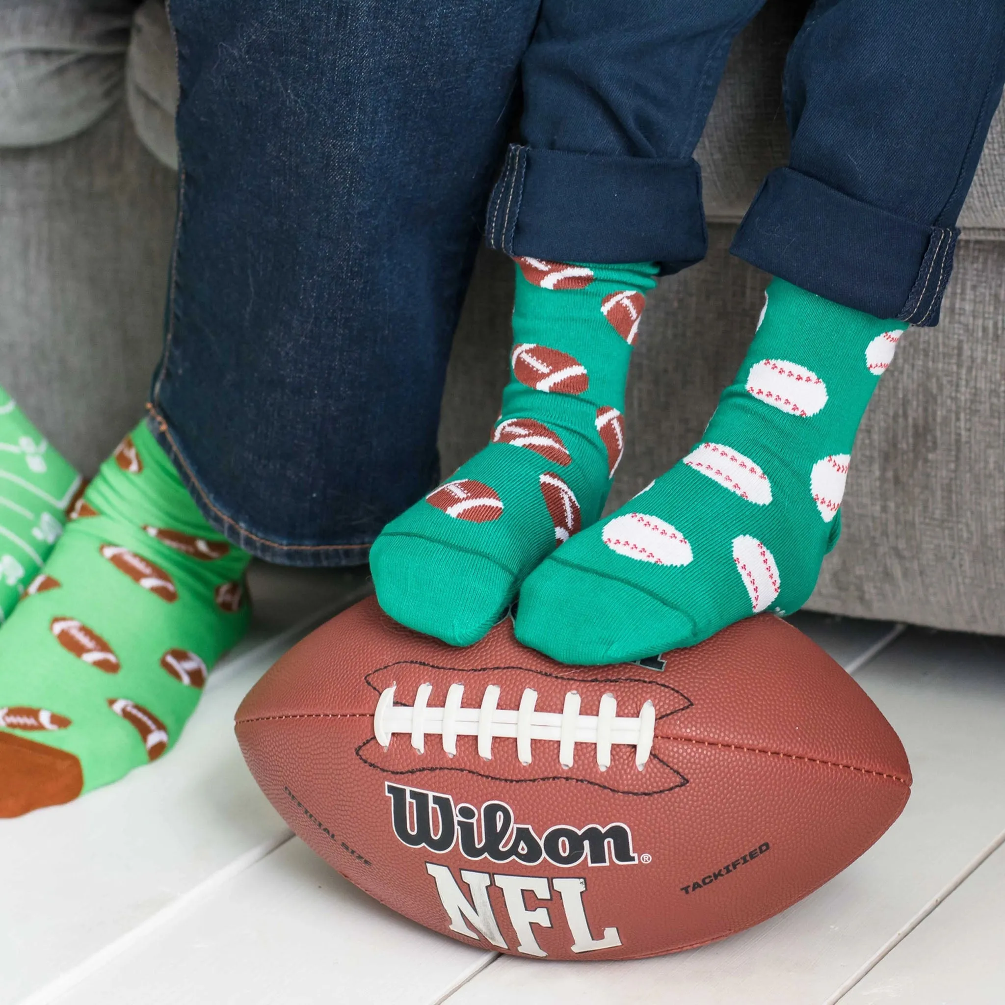 Mismatched Men's Socks - Football Game Day